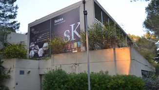 Apply to le Village by CA PCA