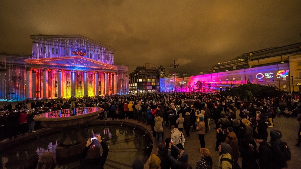 Circle Of Light Art Vision 2018